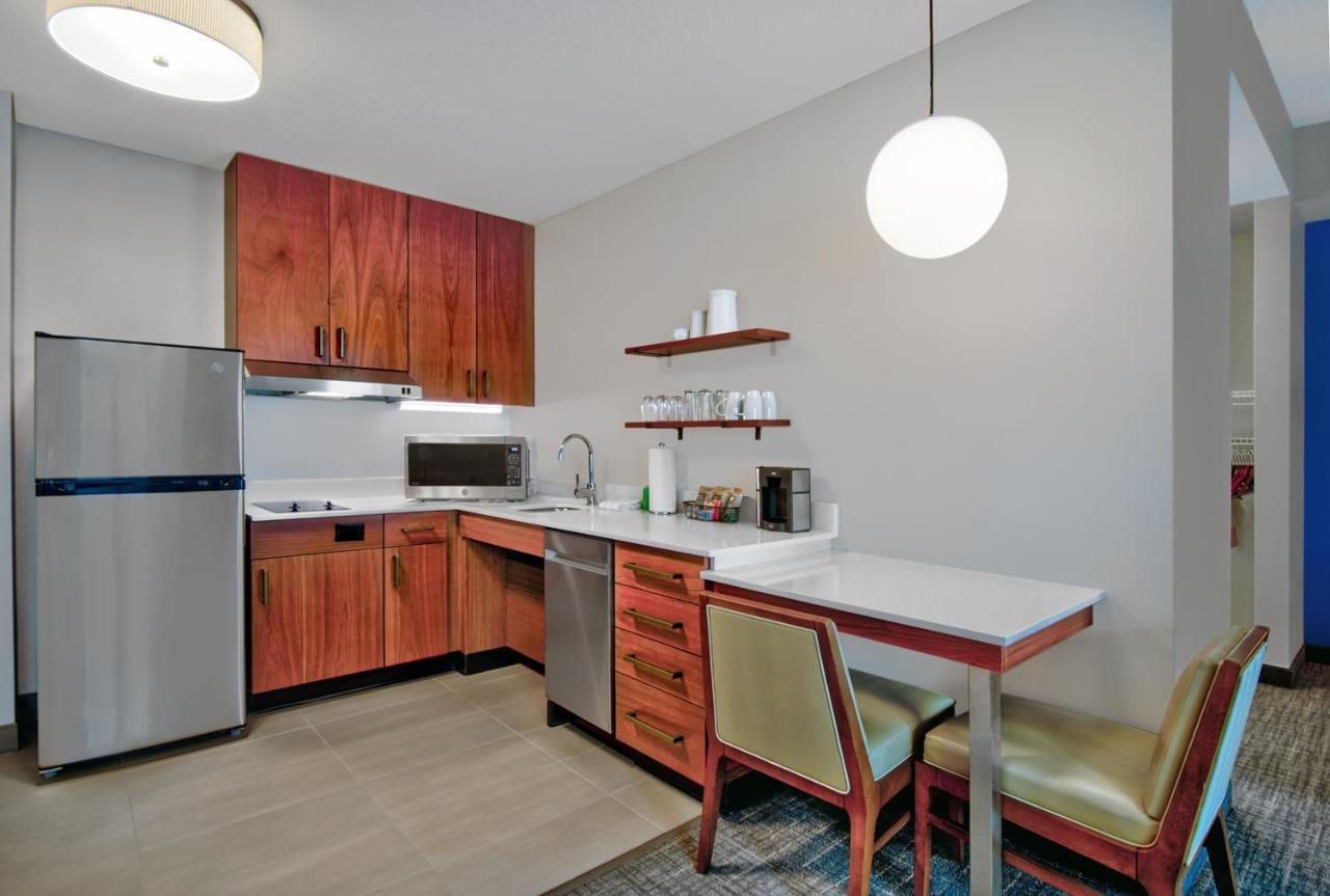 Residence Inn By Marriott Orlando At Flamingo Crossings Town Center Four Corners Eksteriør billede